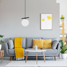 Lade das Bild in den Galerie-Viewer, Opis Serie 6 - Elegante, weiße Glaskugel-Lampen mit Befestigung aus schwarzem Metall