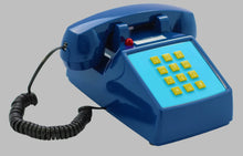 Lade das Bild in den Galerie-Viewer, Opis PushMeFon cable Retrotelefon mit Tasten, Tastentelefon, Festnetztelefon, US Telefon