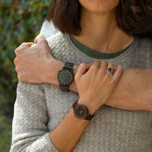 Lade das Bild in den Galerie-Viewer, Antonius aus Schwarzem Sandelholz