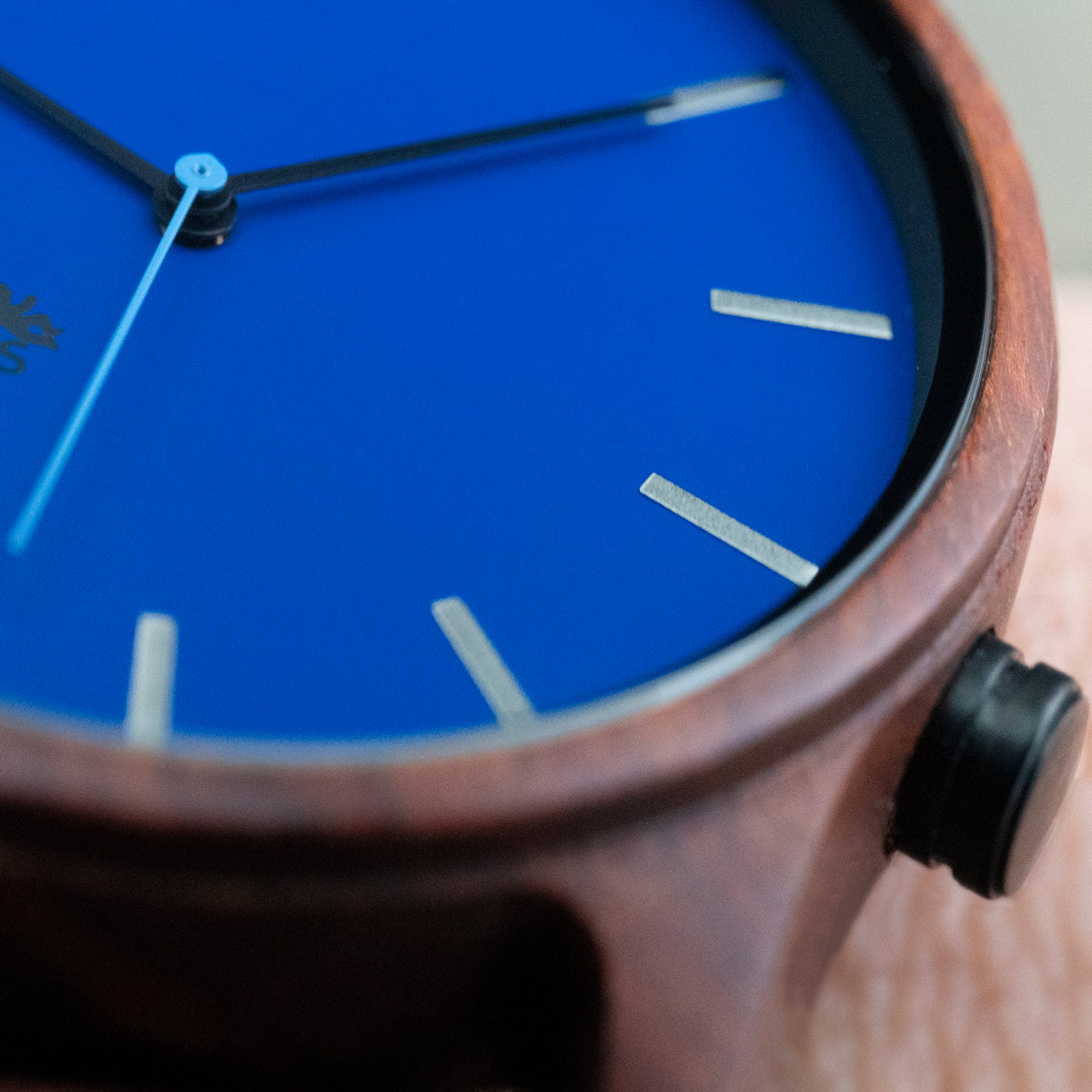 Red Sandalwood Leander