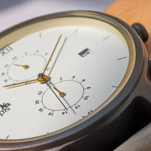 Lade das Bild in den Galerie-Viewer, Fugger aus Schwarzem Sandelholz