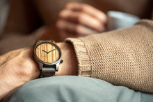 Lade das Bild in den Galerie-Viewer, Porthos aus Schwarzem Sandelholz und Zebrano