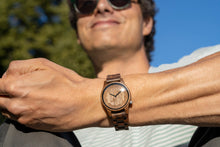 Load image into Gallery viewer, D'Artagnan in walnut