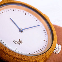 Lade das Bild in den Galerie-Viewer, Julia aus Bambus und Leder