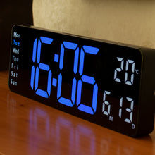 Lade das Bild in den Galerie-Viewer, Opis Clock 1: Die digitale Wanduhr mit leuchtenden Ziffern
