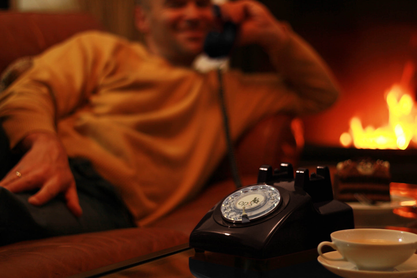 Opis 60s Mobile - Retro desk phone / GSM desk phone / senior cell phone