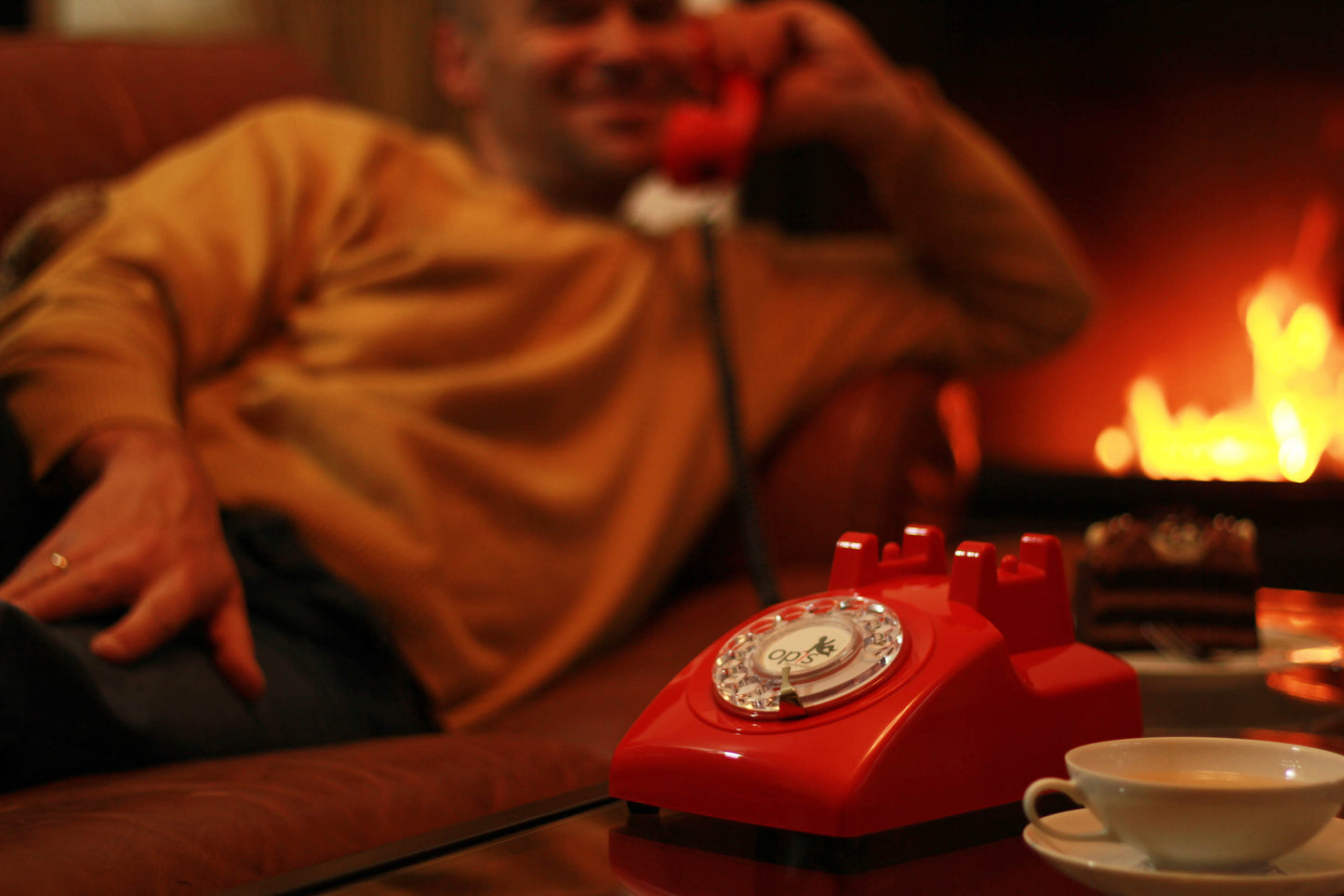 Opis 60s Mobile - Retro desk phone / GSM desk phone / senior cell phone