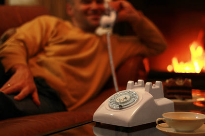 Opis 60s Mobile - Retro desk phone / GSM desk phone / senior cell phone