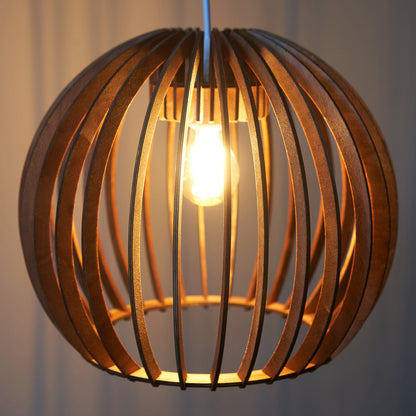 Opis Serie 2 - Holz-Hängelampen hergestellt aus eleganten, zusammensteckbaren Teilen