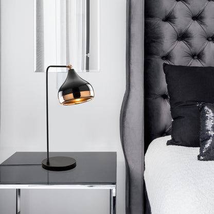 Opis Serie 5 - Elegante Lampen aus schwarzem Metall und Kupfer