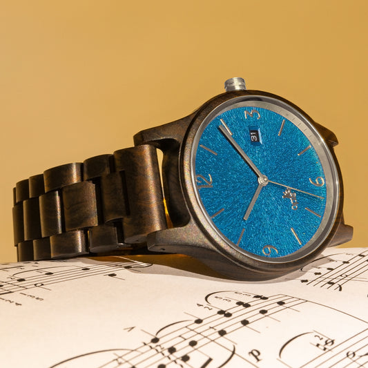 Maria in Blau&Silber